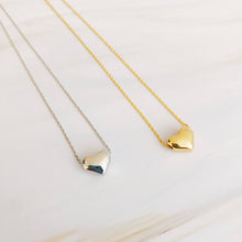 Load image into Gallery viewer, Ellison+Young - Love Bean Heart Necklace: Silver