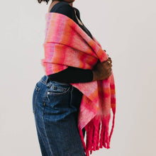 Load image into Gallery viewer, Pretty Simple - Adventure Ombre Scarf: Gray