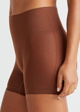 Load image into Gallery viewer, Yummie - Ultralight Shaping Short - Seamless: M/L / Almond