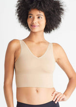Load image into Gallery viewer, Yummie - Claudia Comfortably Curved Longline Bra Top - Seamless: S/M / Black