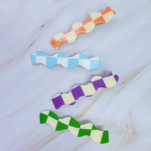 Load image into Gallery viewer, Ellison+Young - Checkered Wavy Creaseless Hair Clip Set Of 4: Happy Multi