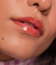 Load image into Gallery viewer, Pley Beauty - Lust + Found Glossy Lip Lacquer: Ethel