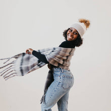 Load image into Gallery viewer, Pretty Simple - Adventure Ombre Scarf: Gray