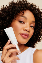 Load image into Gallery viewer, Glow Time Pro™ BB Cream SPF 25
